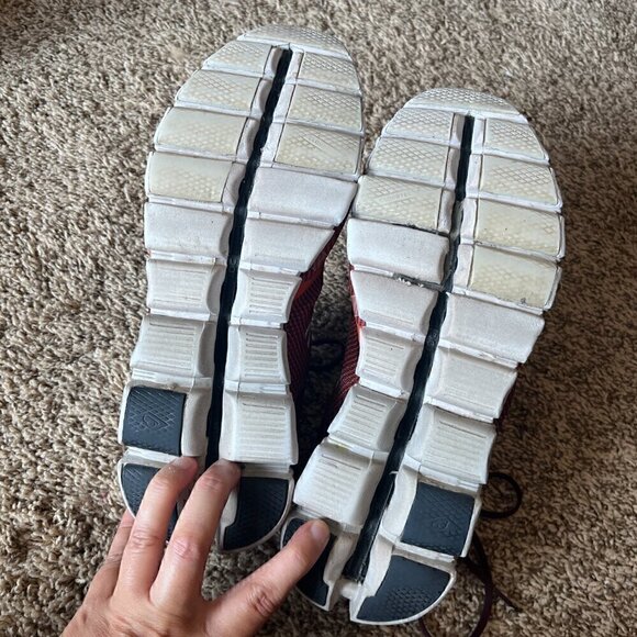 On Running Cloudflow sneakers in Flare Dawn - Picture 7 of 8